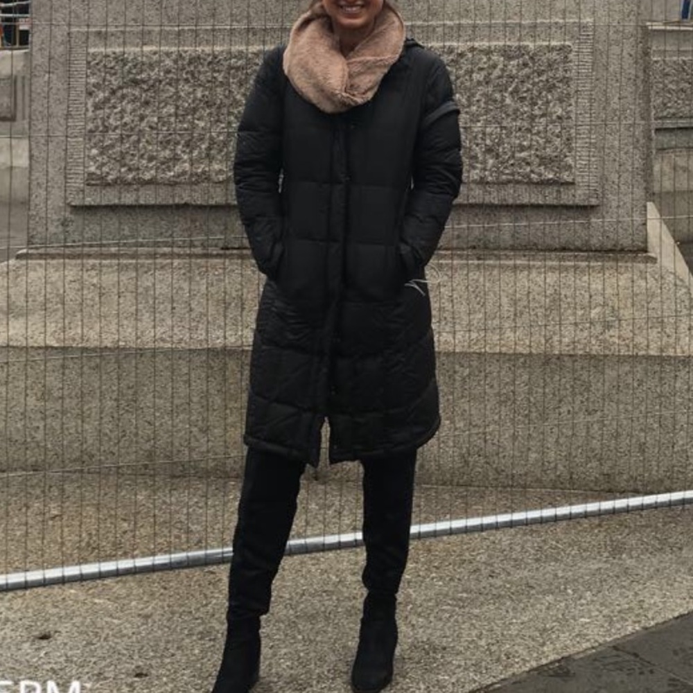 The North Face Women's Charcoal Hooded Puffer Jacket